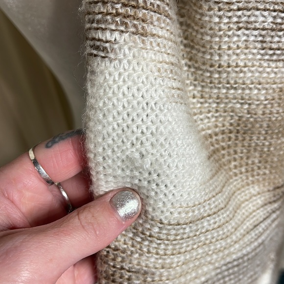 GENUINE PERUVIAN ALPACA GENUINO FRINGE SCARF - Picture 6 of 9